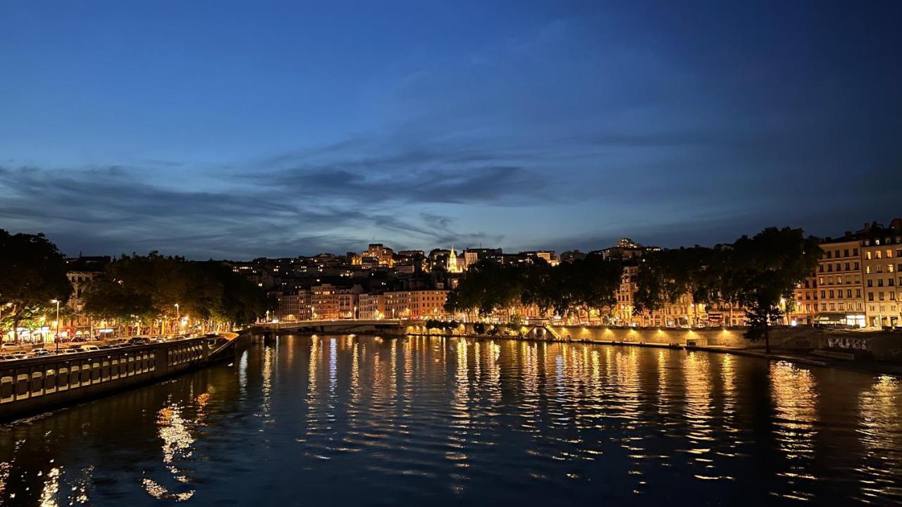 Berges Du Rhone/ Chambre Avec Balcon ลียง ภายนอก รูปภาพ